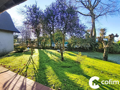 Maison - 209 m² - 8 pièces