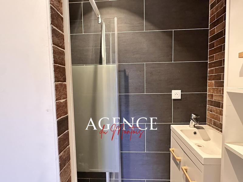 Maison - 171 m² - 8 pièces