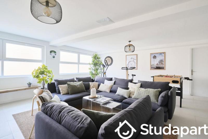 Chambre - 10 m² - 1 pièce