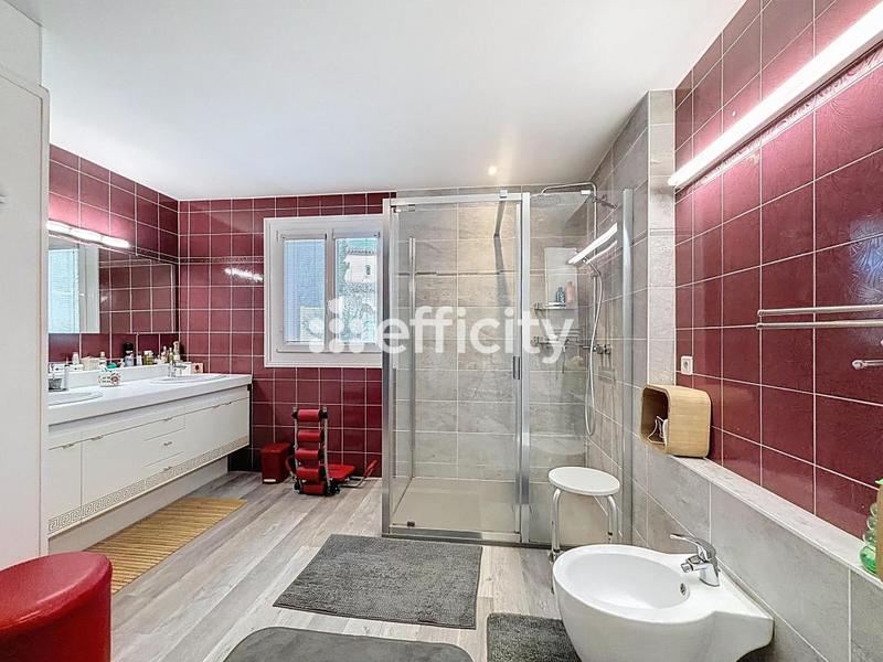 Villa - 187 m² - 5 pièces