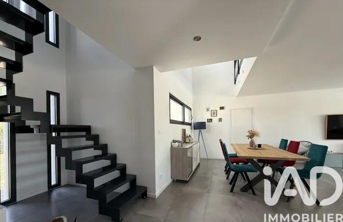 Maison de maîtres - 177 m² - 5 pièces