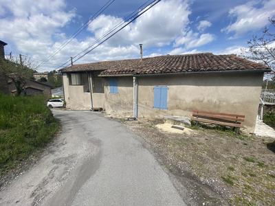 Maison de village - 91 m² - 4 pièces