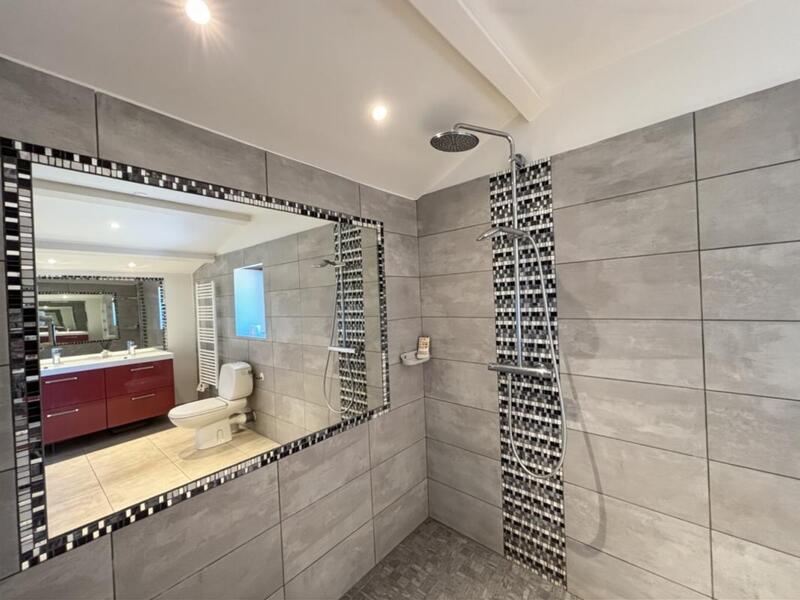 Mas - 265 m² - 10 pièces