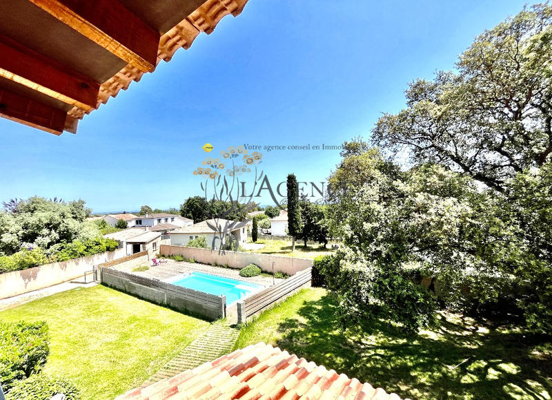 Villa - 315 m² - 15 pièces