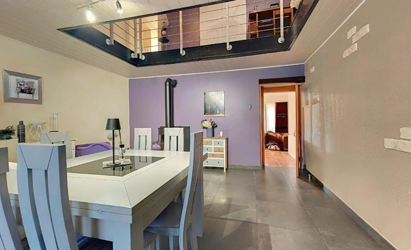 Maison - 245 m² - 12 pièces