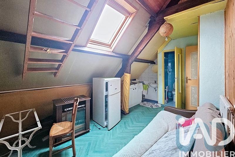 Maison - 190 m² - 11 pièces