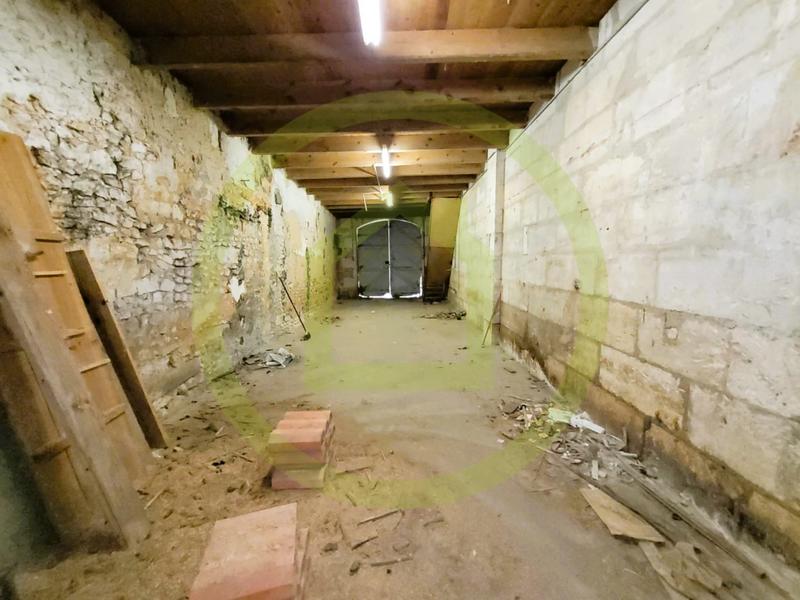 Maison - 237 m² - 4 pièces