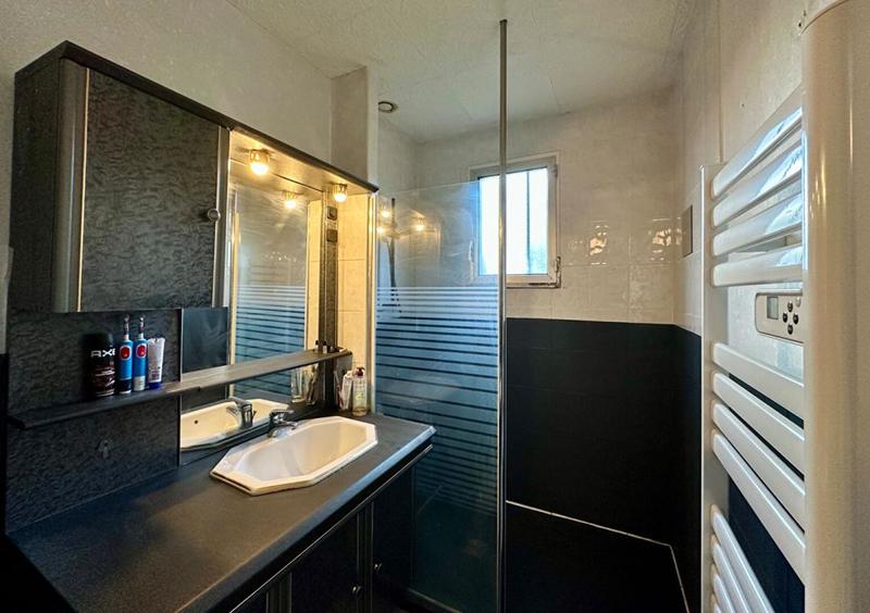 Maison - 82 m² - 4 pièces