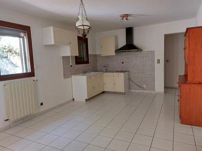 Maison - 122 m² - 3 pièces