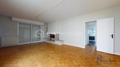 Appartement - 101 m² - 3 pièces