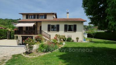 Maison - 183 m² - 8 pièces