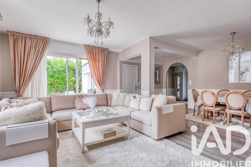 Maison - 160 m² - 7 pièces