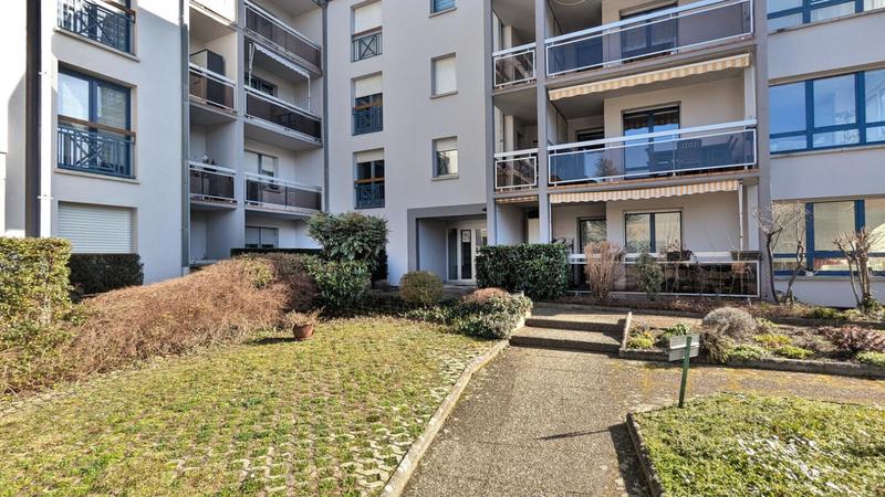 Appartement - 67 m² - 3 pièces