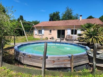 Maison - 88 m² - 5 pièces