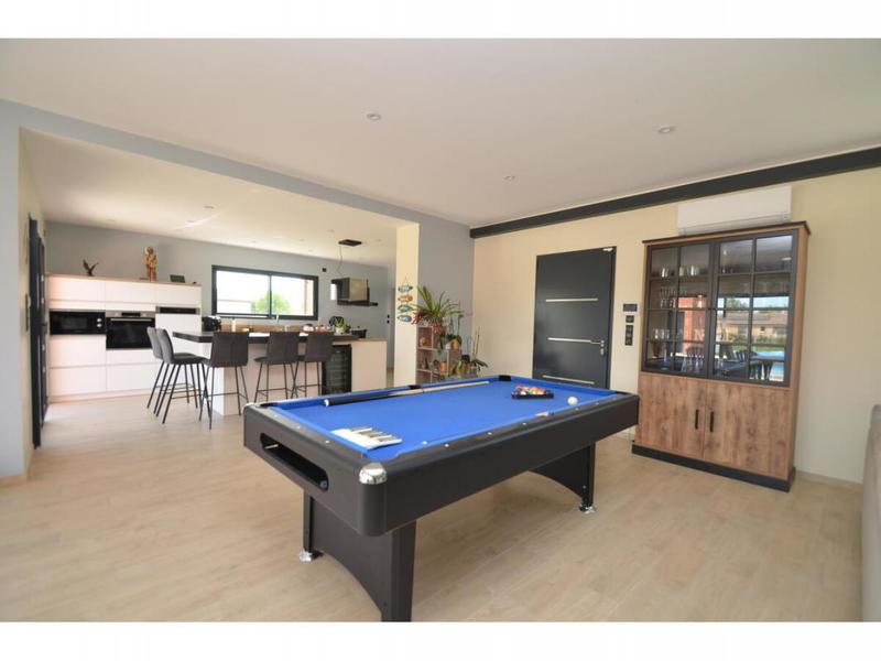 Maison - 194 m² - 6 pièces