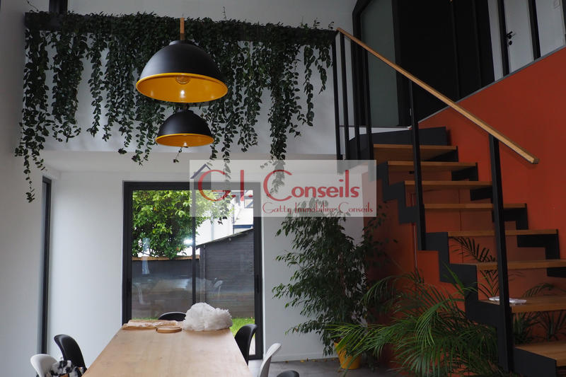 Maison - 165 m² - 7 pièces