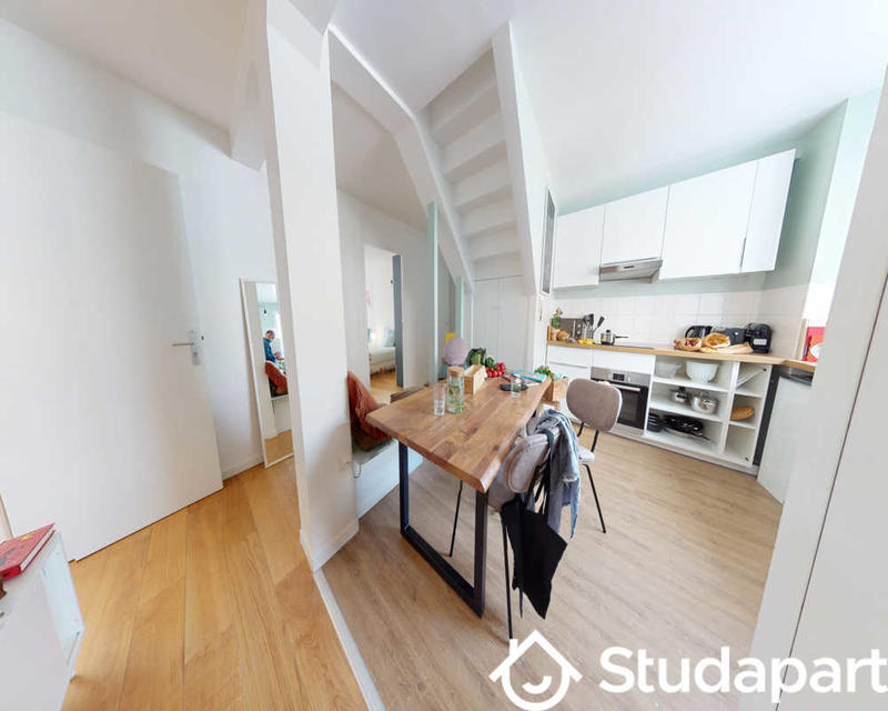 Chambre - 110 m² - 1 pièce