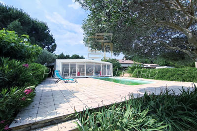 Villa - 140 m² - 5 pièces