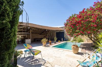 Maison - 325 m² - 9 pièces