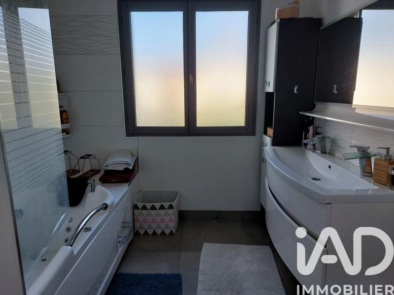 Maison - 96 m² - 4 pièces