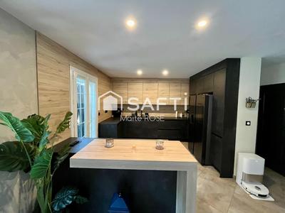 Maison - 155 m² - 7 pièces