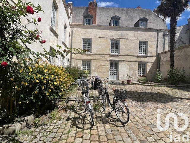 Appartement - 102 m² - 4 pièces