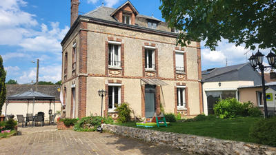 Maison bourgeoise - 220 m² - 8 pièces