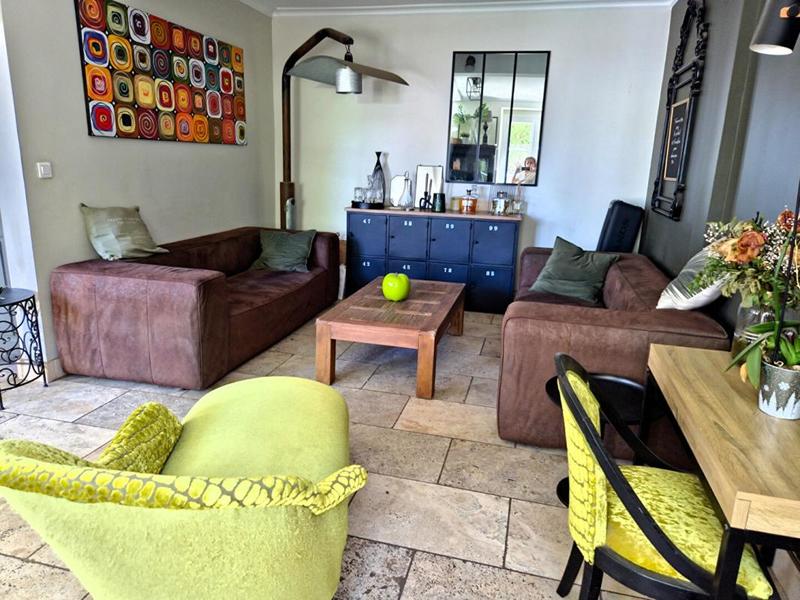 Maison - 165 m² - 8 pièces