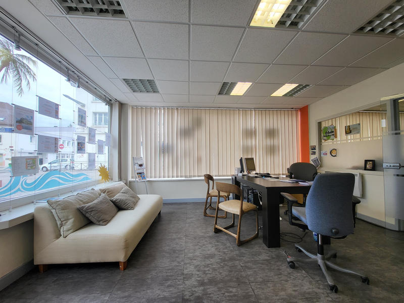 Local commercial - 63 m² - 3 pièces