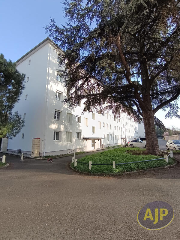 Appartement - 87 m² - 4 pièces