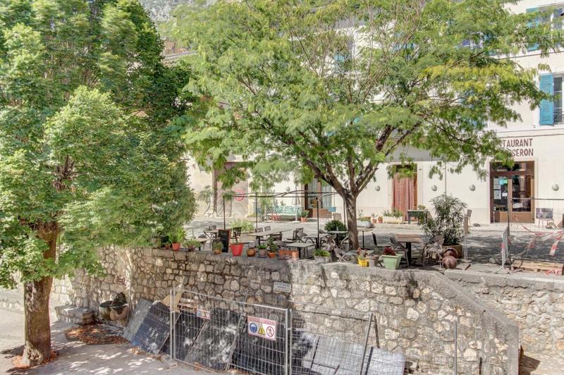 Maison de village - 80 m² - 3 pièces