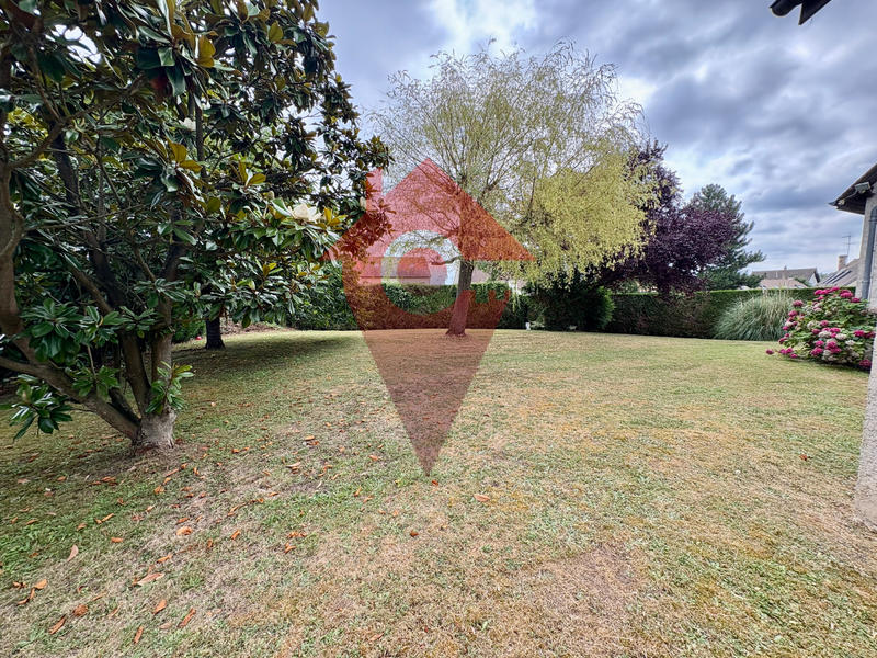 Maison - 233 m² - 8 pièces