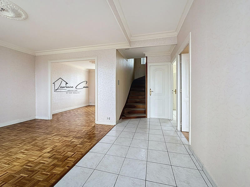 Maison ancienne - 174 m² - 6 pièces