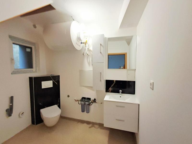 Maison - 93 m² - 4 pièces