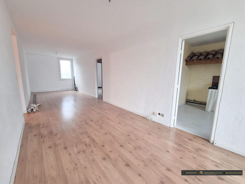 Appartement - 64 m² - 2 pièces