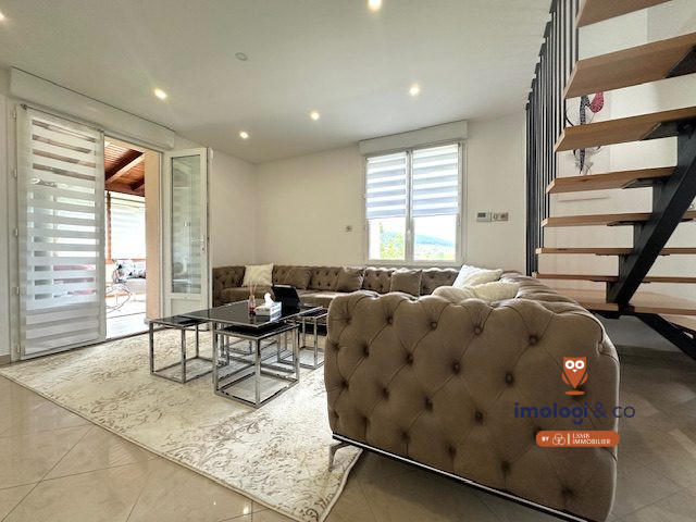 Maison - 170 m² - 6 pièces