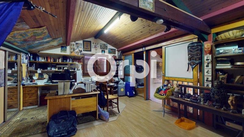 Maison - 168 m² - 7 pièces