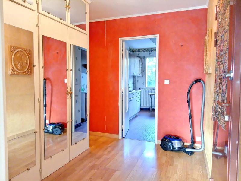 Appartement - 97 m² - 5 pièces