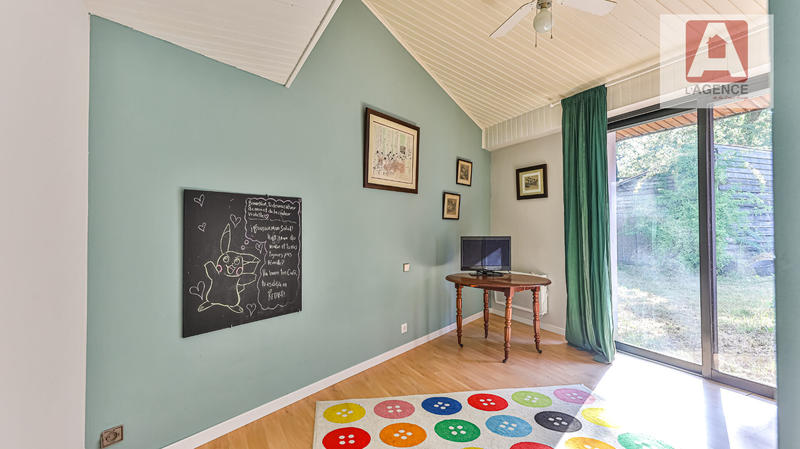 Maison - 170 m² - 5 pièces