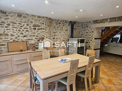 Maison - 162 m² - 6 pièces