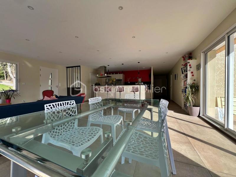 Maison - 196 m² - 6 pièces