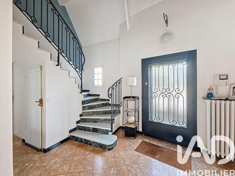 Maison - 185 m² - 7 pièces