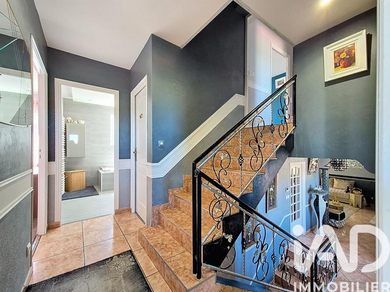 Maison - 163 m² - 5 pièces