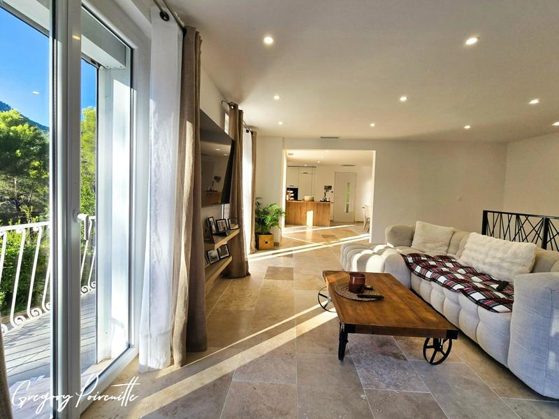 Maison - 128 m² - 5 pièces