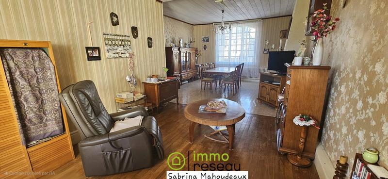 Maison - 140 m² - 7 pièces