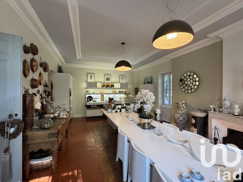 Maison - 400 m² - 10 pièces