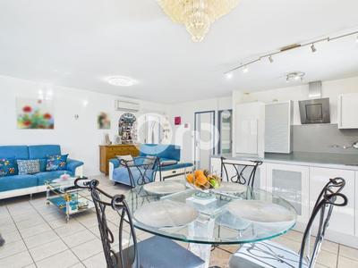 Maison - 130 m² - 4 pièces