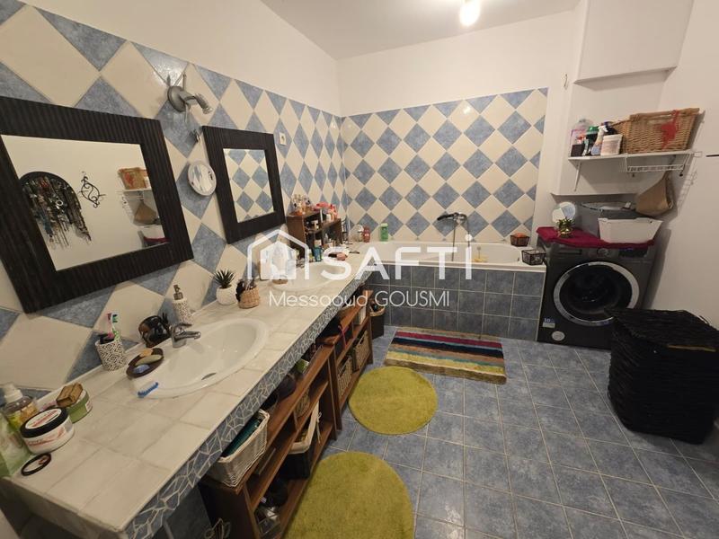 Maison - 94 m² - 4 pièces