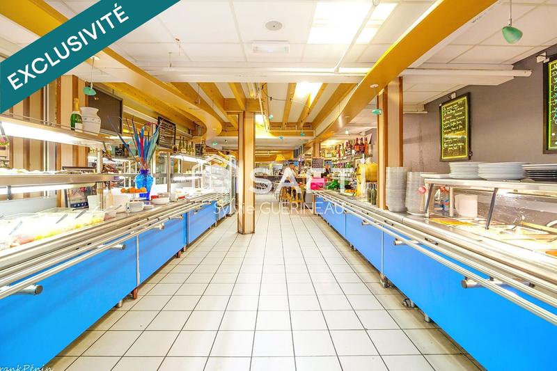 Local commercial - 421 m² - 4 pièces