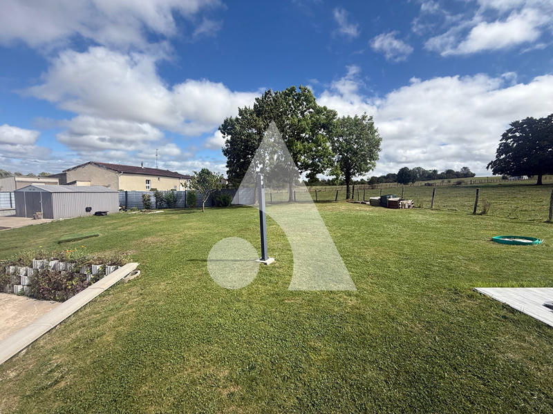 Maison - 260 m² - 6 pièces